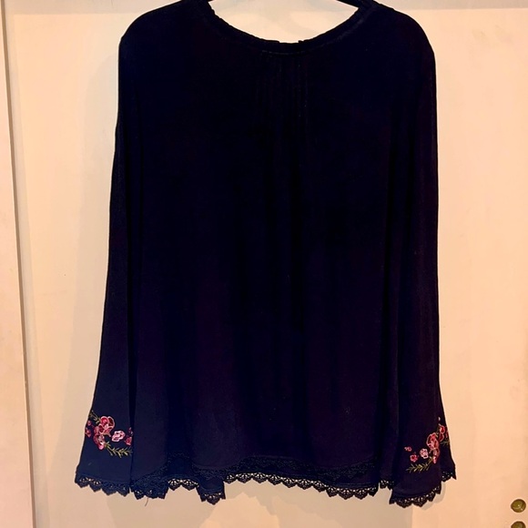 Time and Tru black long sleeve with embroidered & lace ends. Size XXL 20 - Picture 1 of 8